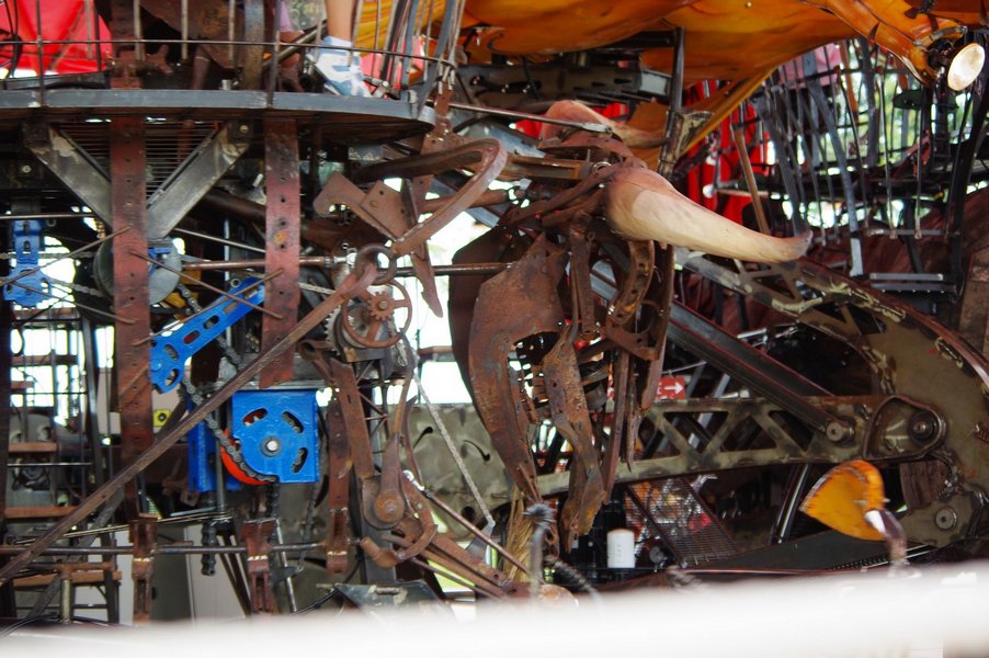 Le Manege Carre Senart concu par Francois Delaroziere 071.jpg